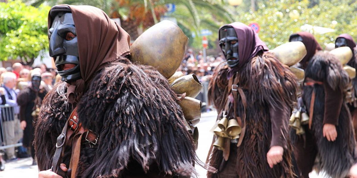 I Mamuthones protagonisti del carnevale nella Barbagia